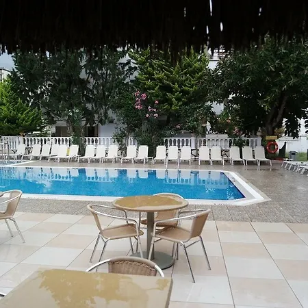 Amphi Hotel de apartamente