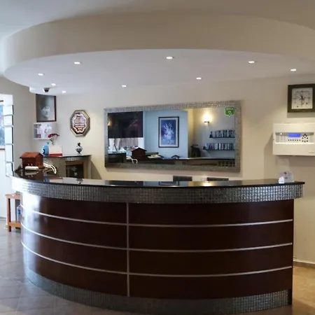 Amphi Апарт-отель 3*