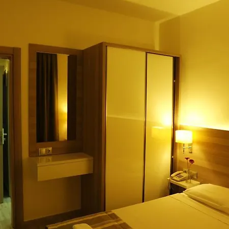 Amphi Мармарис