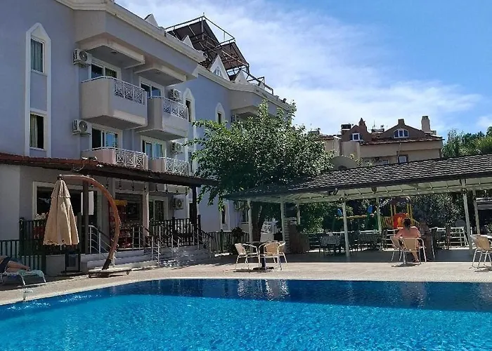 Hotel de apartamente Amphi 3*