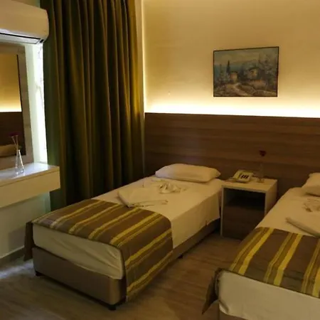 Amphi Μαρμαρίς