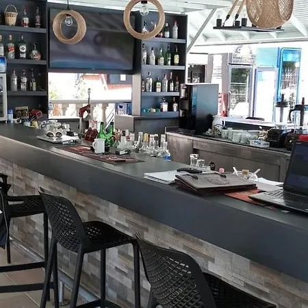 Amphi 3* Μαρμαρίς