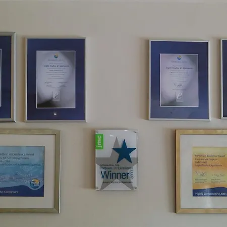 Amphi 3* Μαρμαρίς